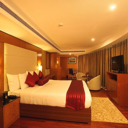 The Garuda Hotels Thrissur Exterior foto